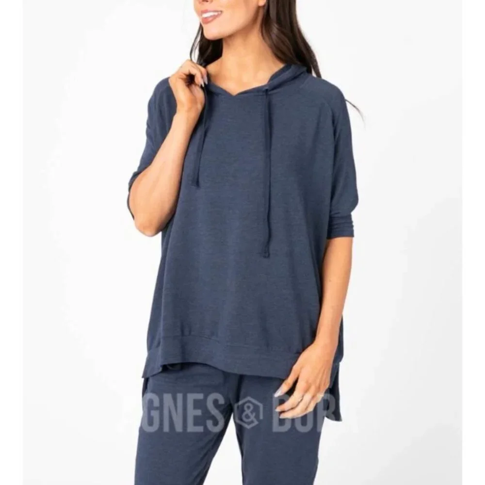 S/M/L/XL‎ Agnes & Dora Hooded Pullover C05